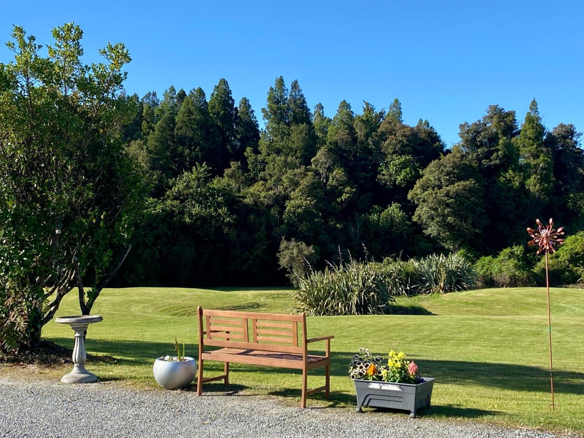 Heritage Park Lodge Haast Exterior photo