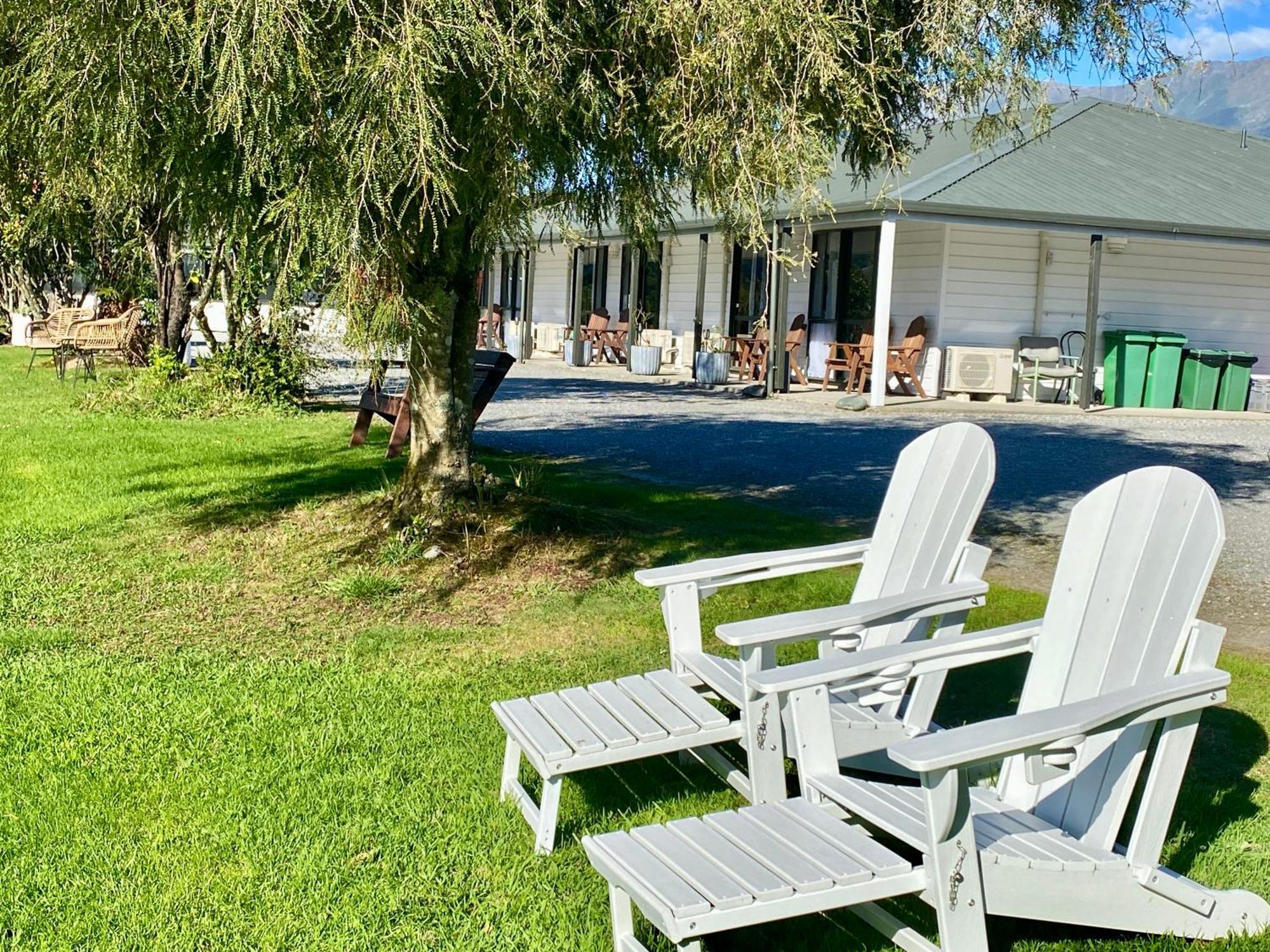 Heritage Park Lodge Haast Exterior photo